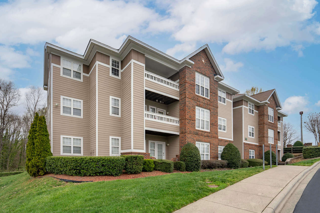 University Terrace North Exterior Photo