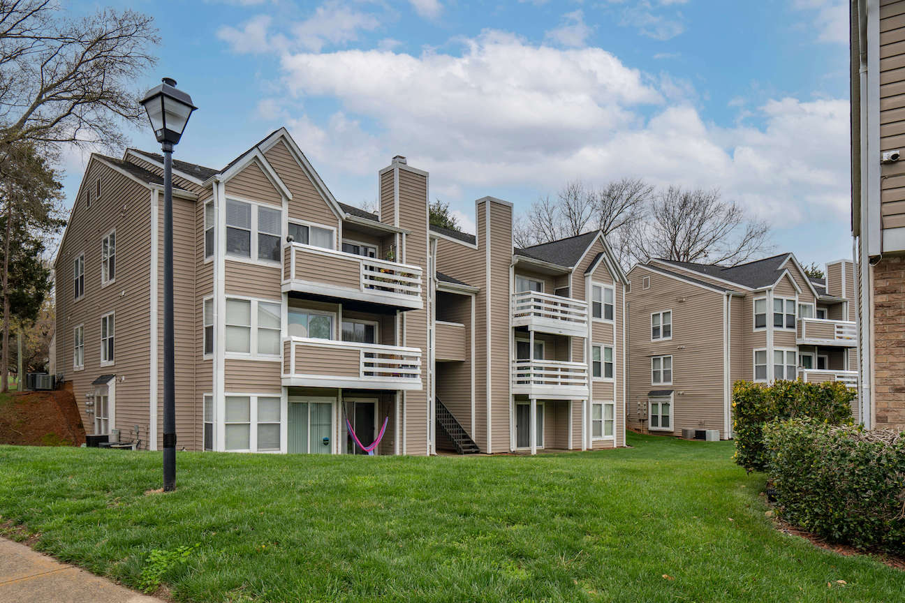 University Terrace North Exterior Photo